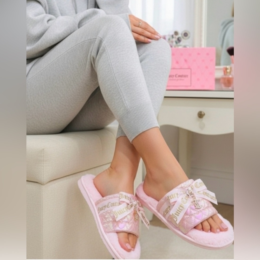 Juicy Couture Iridescent Quilted Slippers Women's Faux Fur Slide